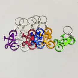 Portachiavi a forma di mini bici alla moda Portachiavi personalizzato Apribottiglie per birra Vino Set regalo Il colore è casuale