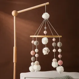 Rattles Mobiles Baby Fur Ball Bed Bell 012 Months Toys Infant Crib Hanging Decoration Handmade Rotating born Gift 230220