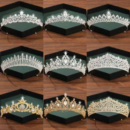 Tiaras Srebrny kolor korony i tiara Wedding Hair Akcesoria dla kobiet korona na kryształowy kryształ nr rhinestone diadema Tiaras Crown Z0220