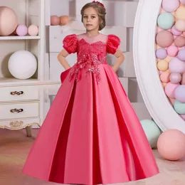Flickans klänningar 2023 paljetter Flower Kids Party Dresses For Girls Children Come BridEMaids Princess Dress Girl Wedding Puff Sleeve Gown 5-14 Y