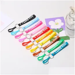 Keychains Lanyards New Soft Glue Iloveyou Letter Key Chain Creative Candy Color Light Bb Keyring Accessories Small Gift Drop Dhdb1