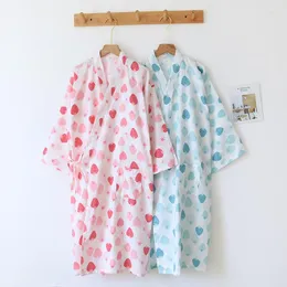 ملابس نوم للسيدات 2023 رقيقة من القطن كيمونو ثوب نوم كاديو Demoiselle Honneur Strawberry Print Women's Home Pajamas Anniversaire