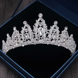 Tiaras barrocos de luxo shiestons coroa de noiva Tiaras color prateada Crystal diadema tiaras Bandas de noiva acessórios para cabelos de casamento Z0220