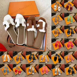 2023 Sandali Moda Sandali in vera pelle per le donne Pantofole Estate Luxury Flat Slides Ladies Summer Beach Sandalo Party Wedding Oran Slipper shoes