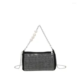 イブニングバッグTraveasy Luxury Ladies Handbag Pearl Chain Sholdled Bag for Woman2023明るいドリルラインストーンシリンダークロスボディ
