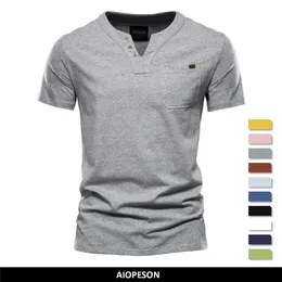 Herr t-shirts aiopeson casual bomullsmän t skjortor solid färg klassisk v-ringning t shirt män ny sommar hög kvalitet kort ärm topp tees män 022223h