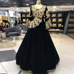 Arabski czarny kaftan Caftan Suknie wieczorowe ze złotymi koronkowymi długimi rękawami Vestidos Novia Kosovo Albanian Sharee Soiree