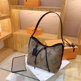 tote bag Designer bags wallet Fashion Totes Leather messenger shoulder handbag Women Bags High Capacity Composite Shopping bagss louiseitys viutonity lattice MM