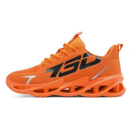 Mężczyźni Buty do biegania biegacze Czarna biała pomarańczowa moda klasyczna Cut Mesh Outdoor Oddychająca jogging sportowy trampki Chaussures 40-44
