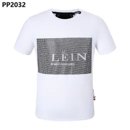PP 패션 남성 디자이너 슬림 핏 티셔츠 여름 라인 스톤 짧은 슬리브 라운드 넥 셔츠 티 두개골 인쇄 스트리트웨어 칼라 폴로 M-XXXL PP2032