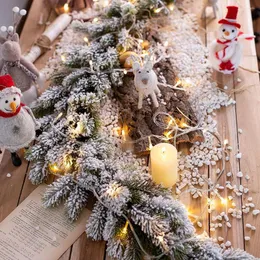 Kwiaty dekoracyjne Boże Narodzenie rattan dekoracja salonu sztuczne rośliny sztuczne sosny igły winorośl Cedar z dekoracją zimowe domowe dekor