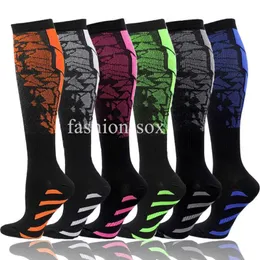 5 adet çorap çorap yeni erkekler kadın sıkıştırma çorapları spor için uygun siyah sıkıştırma çorapları yorgunluk karşıtı diz yüksek çorap kalsetinler Ciclismo Z0221