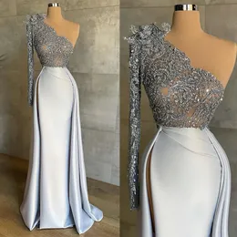 2023 Muslim One Shouler Meerjungfrau formelle Abendkleider elegante Spitzen -Satin -Überschreitungs -Partykleider für arabische Frauen