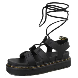 Sandaler kvinnor sommar kilplattform äkta läder ins mid hälskor kvinnliga sexiga korsband utomhus skor 230223