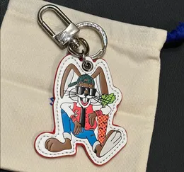 2023 فرنسي حصري Travel New Small Rabbit Keychain بدون صندوق