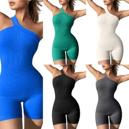 Partihandel designer sexiga kvinnor onesies one-shoulder ärmlösa bodysuits smala passande höftlyftshorts