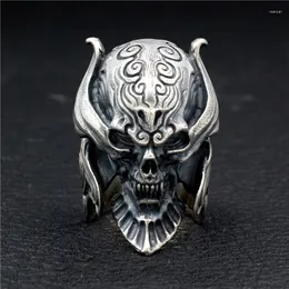 Pierścienie klastra 925 Sterling Solid Silver Biker Rocker Armor Devil Skull Mens Ring Biżuteria A3199