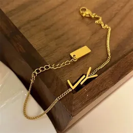 メンズデザイナーチャームラグジュアリーブレスレットレディースゴールドシルバーカラーcjewelerパルスラ美的Luxe Luxe Lady Lady Women for Women Link Chain Bracelet for Boys F23