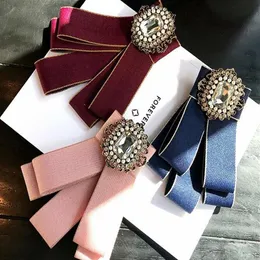 Handgjorda s￶ta billiga smycken tyg Silk Cameo Bow Tassel Stora stora broscher Pin Girls Dresses Brosches236J