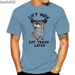 Erkek tişörtleri asansör şimdi çöp yiyor daha sonra opossum mens t-shirt w0224