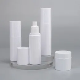 White Plastic Pump Bottles Refillable Reusable Portable Dispenser for Perfume Essential Oil Lotion Serum Cream 100ml 120ml 150ml