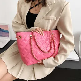 Women's Bag 2023 Trend Handbag Women's Chain Tote Large Capacity Personalized s One Shoulder Crossbody Bag High Quality Shoulder Bags 75%off