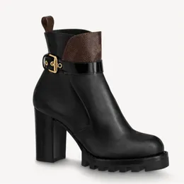 Women Black Leather Boots High Heel Buckle Strap Designer Lay Star Trail Chunky Ankle Treaded Rubber Outsole Boot281w