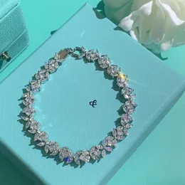 Luxurys Designer Armbänder für Frauen Charme Armband Trendy Mode Elegante Reihe von Perlenparty Diamantschmuck Geschenk Ganzes Geburtstag G259Q