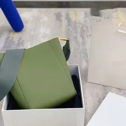 Totes Дизайнерские сумки с поперечным кузом