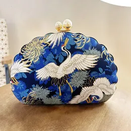 Evening Bags Embroidery Women Wedding Shell Shaped Mini Dinner Clutch Purse Pearl Hasp Drop 230225