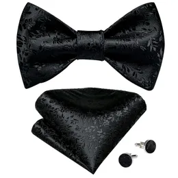 Шея галстуки Новое прибытие галстуки для мужчин шелковые бабочки заполотки, набор для вечеринки для свадебного костюма