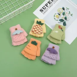 Acessórios para o cabelo Luva fofa sem dedos para crianças frutas de desenho animado engrossar algodão quente Mittens de dois usuários brincando crianças ao ar livre