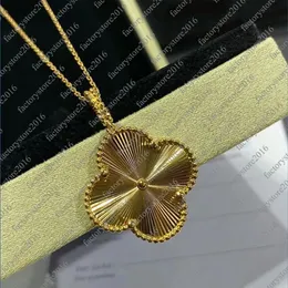 Brand Classic Clover Designer Halsband 18K Gold Mother of Pearl Long Chain Sweater Big Pendant Heart Saturn Necklace Jewelry for Women260y