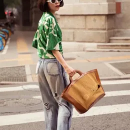 Mini -Bolsas femininas cesta de palha grande moda de bolsa casual saco de ombro crostabody