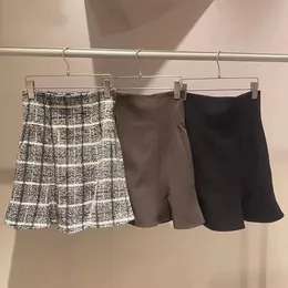 Röcke Kuzuwata Frühling Temperament Frau Rock Hohe Taille Alle-spiel Mini Weibliche Retro Plaid Kurze Faldas Mujer 2023 Trendy 230225