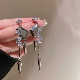 Charm 2022 French Retro Cone Tassel Earrings For Women Shiny Zircon Drop Earring Geometric Irregular Metal Boucle Oreille Fine Jewelry G230225