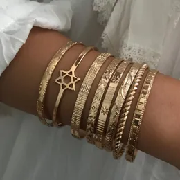 Bangle 4 2 Pcs/Set Boho Women Bracelets Set Carved Pattern Stars Heart Geometric Open Gold Bracelet Simple Gift Party Jewelry