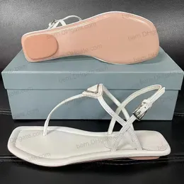 Sandali infradito da donna semplici di alta moda per donna Sandali con cinturino piatto in pelle estiva 2 colori EU35-41