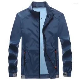 Men's Jackets 2023 Men's Summer Ultra-Light Hood Jacket Thin Windbreaker Fashion Shiny Sunscreen Casual Zipper Coat Packable Bomber