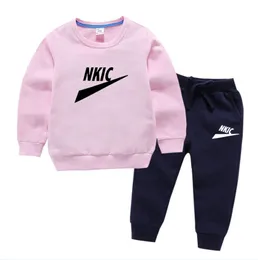 Herbst Baby Junge Mädchen Kleidung Set Neugeborenen Outfits Langarm Kinder Casual Sweatshirt Hosen Kleidung Marke LOGO Drucken