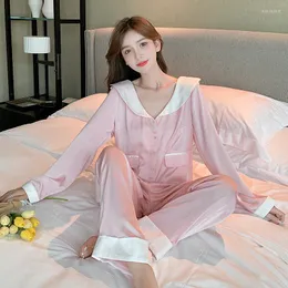Kvinnors sömnkläder Silk Pyjamas Women's Night Clothes for Home Wear Ice and Snow Two-Piece High-End Fashion Sexy Tracksude Tops With