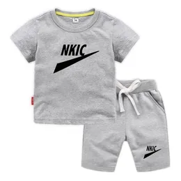 Set di vestiti per bambini Neonati maschi Vestiti per ragazze Estate T-shirt casual Pantaloncini larghi Set Unisex Toddlers 2 pezzi Abbigliamento per bebè per bambini