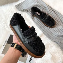 Klänningskor kvinnor lambwool loafers vinter bomullskor damer lapptäcke päls lägenheter kashmir mockasins mujer plus size ull sneakers 34-43 230227