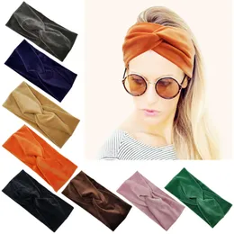 Outono e inverno Novo Flanette Cross Hair Band Banda de cabelo feminino Versátil borda larga Bandeira quente Versão coreana de sen estilo feminino