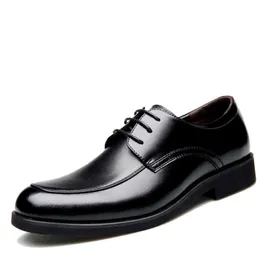 Vestido sapatos 2019 mocassins de outono da primavera homens Oxford Shoes planos Top Brand Men Moccasins Sapatos Couro Men Sapatos Casual Zapatos Hombre R230227