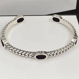 Kadınlar için tek bileklik Silver Hollow Open Hoop Bangle Kadın Geometri Tasarım Hediye Takı