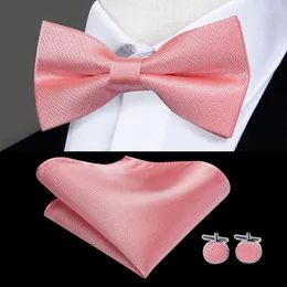 Bow Ties Hi-Tie Designer Tie Pink's Pink Tie لحفل الزفاف كورال الخوخ بوتي جيب أزرار أزياء أزياء أزياء