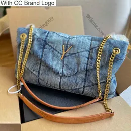 CC-märke totes vintage blue puffer tvätt denim axelpåsar v-formad quiltad dubbelkedjedesigner crossbody tote lager kapacitet guld hårdvaru purses lyxan han