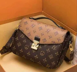 Luxury Woman Metis Designer Bag prägla blommapåse kvinnor handväska messenger äkta läder eleganta axel crossbody väskor m40780 m41465 hög kvalitet