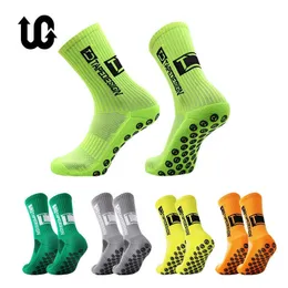 Men's Socks Ugupgrade 2023 New Anti Slip Football Socks Mid Calf Non Slip Sipping Soccer Sports Socks Mens Warm Sock EU3844 Z0227